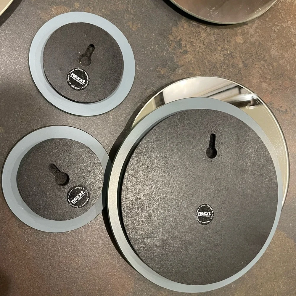 7 Piece Round Mirror Set